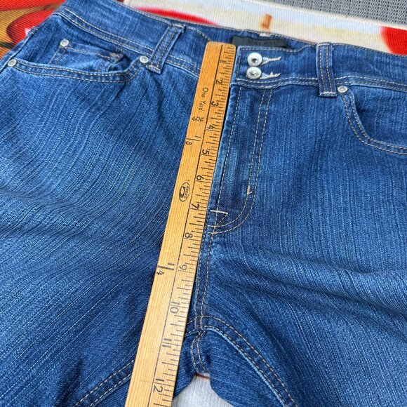 Nine West Womens Size 10 Blue Flared Leg Mid Rise 5 Pocket Denim Jeans - Picture 6 of 11